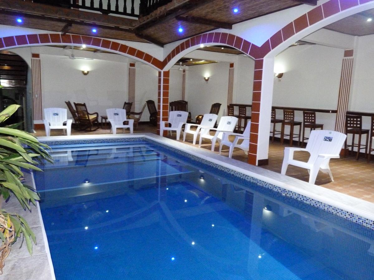 גרנאדה Hotel La Gran Sultana מראה חיצוני תמונה